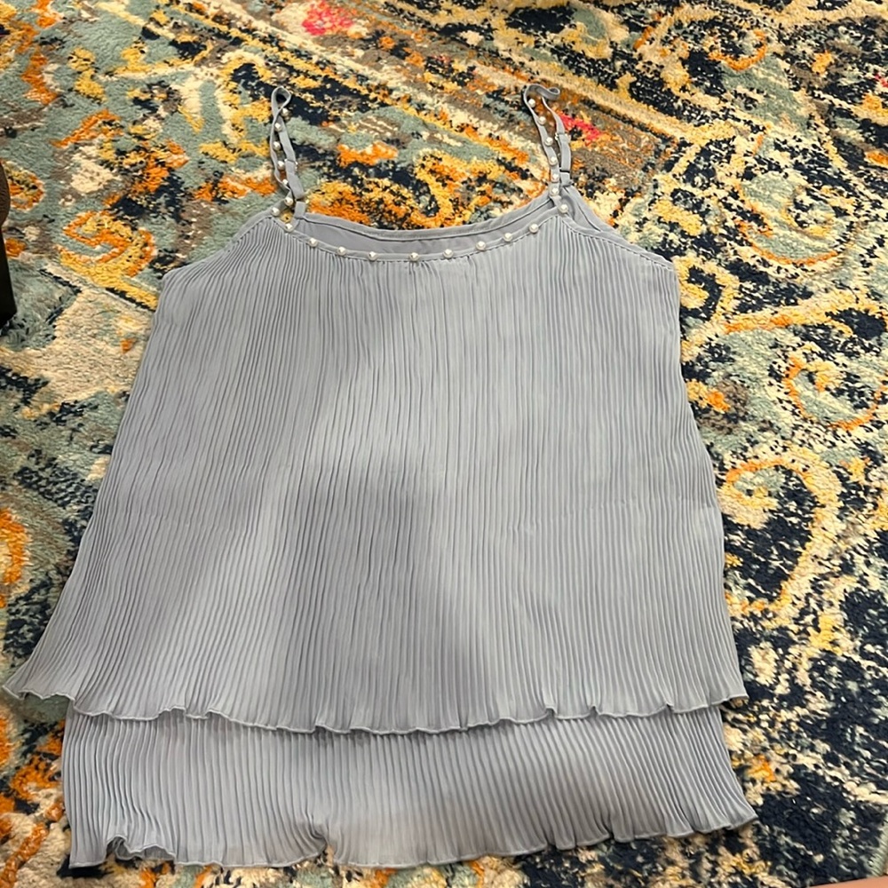 Blue pearl top